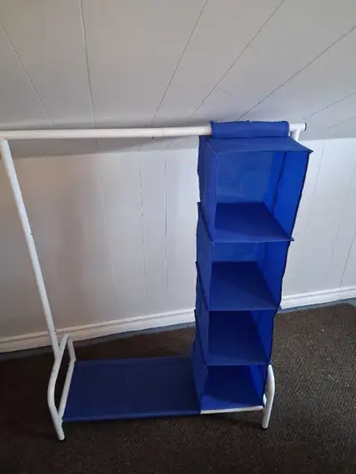 Kid's clothing rack , View more