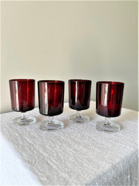 WINE GLASSES RUBY RED ROUND FOOTED STYLE-4 PIECES VINTAGE
