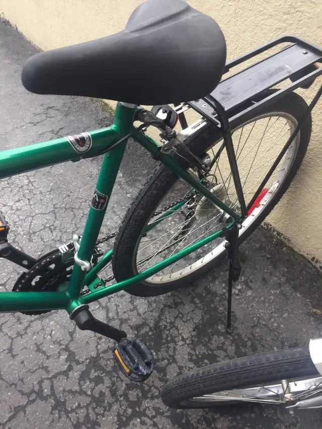 Vélos  pliables et autres les prix sont variés. in Cruiser, Commuter & Hybrid in Laval / North Shore - Image 9