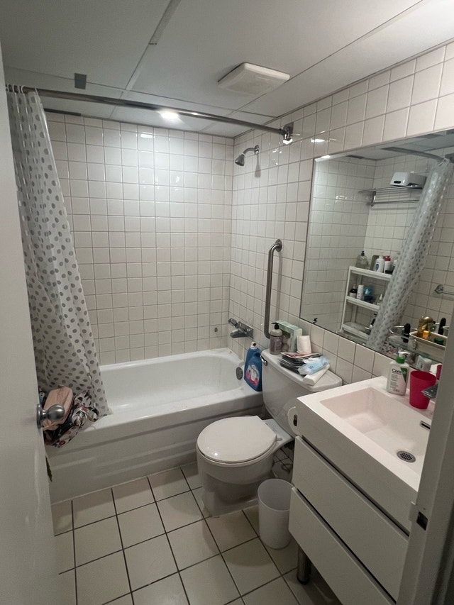 2100 Blvd. De Maisonneuve Ouest — photo 3