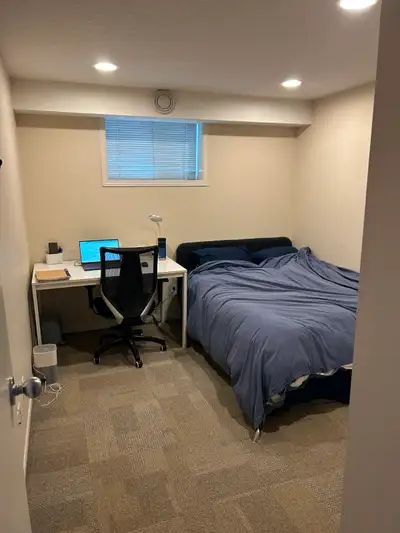One private bedroom available in a coed 4-bedroom, 2-bathroom apartment at 100 University Avenue Wes...