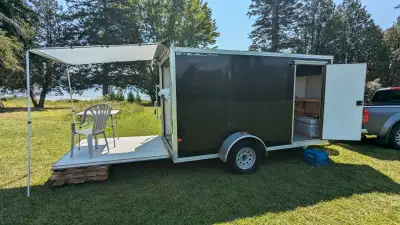 Remorque fermée de marque Stealth C6x12 Lite 2015 entièrement en aluminium Conversion professionnell...