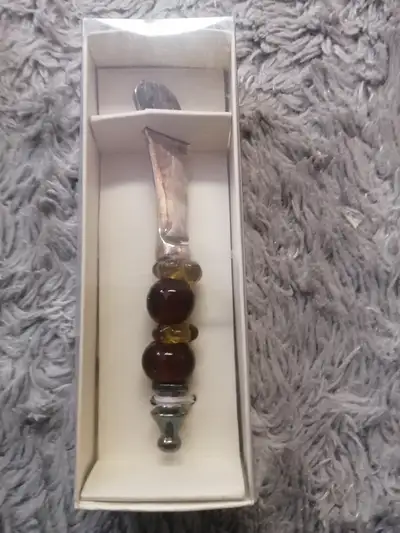Decorative knife, View more