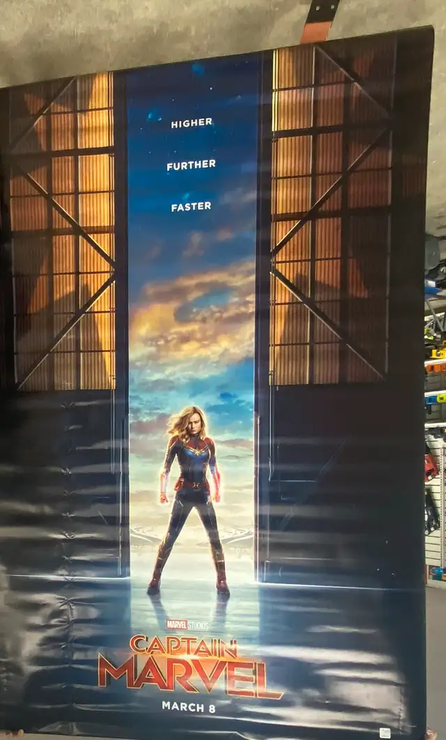 Captain Marvel/Dumbo 5’ x 8’ Double Sided Poster63240675749249120