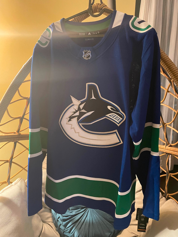 New NHL Jersey 54 (VCA Home) in Hockey in Delta/Surrey/Langley