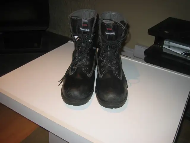 Bottes de travail in Men's Shoes in Longueuil / South Shore - Image 3