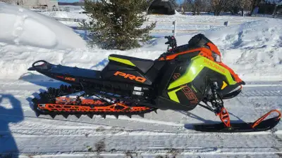 2023 Stock boost 455 miles 155 2.75 track Electric start Asking $15,500 OBO
