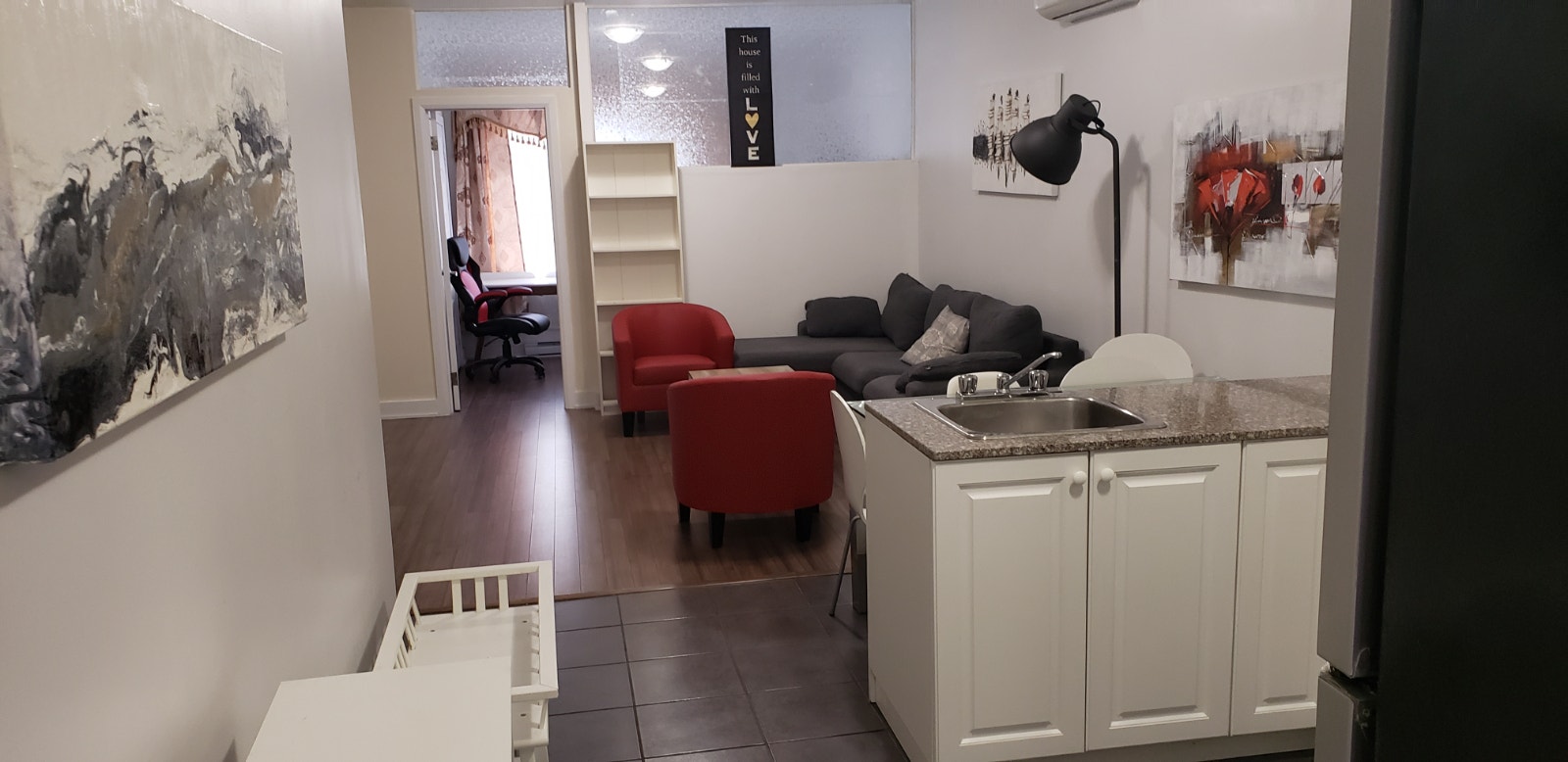 4 ½ CONDO CLIMATISÉ, TOUT ÉQUIPÉ, WIFI, À LOUER - MÉTRO SNOWDON — photo 2