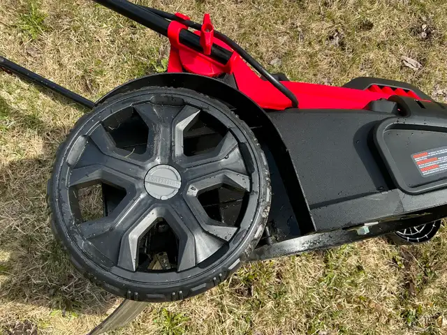 Tondeuse électrique Craftsman 20" , 13 ampères in Lawnmowers & Leaf Blowers in Sherbrooke - Image 9
