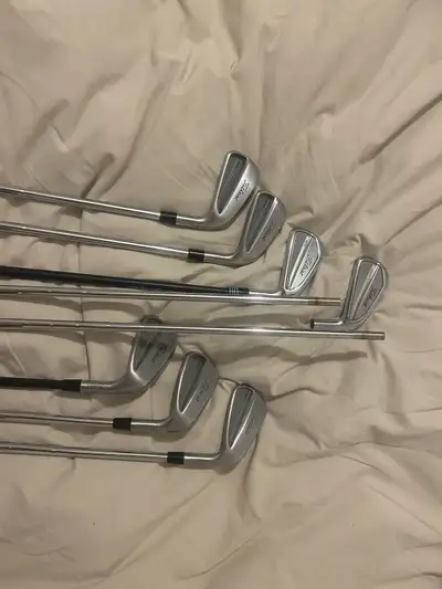 Titleist T200/T150/T100, View more