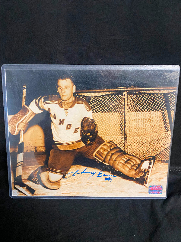 Johnny Bower Autograph in Arts & Collectibles in Moncton