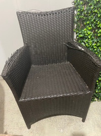 Patio outdoor wicker chairs