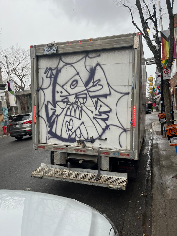 truck chevrolet in good condition dans Autos et camions  à Ville de Montréal - Image 2