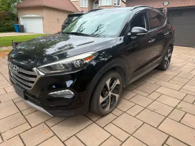 Hyundai Tucson 2017 1.6T Modèle automatique 4 cylindre AWD 1.6 Siège en cuir caméra de recule toit o...