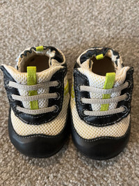 Robeez shoes 3-6 months