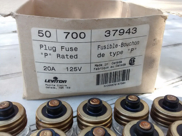 Leviton Fuses 15A, 20A, 25A Glass type fuses dans Électricité  à Laval/Rive Nord - Image 2