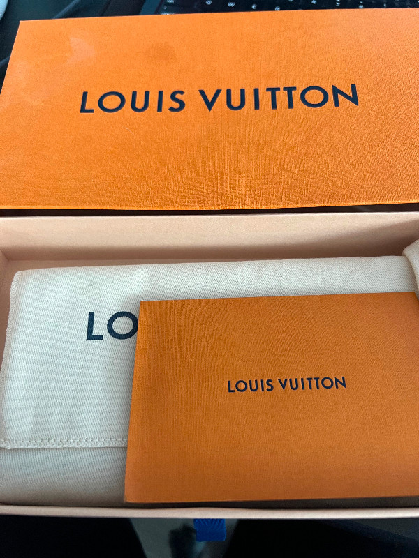 Brand new Louis Vuitton wallet in Women's - Bags & Wallets in Bedford