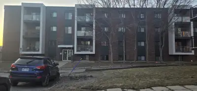 Appartement au 1 er étage juste au dessus de la buanderie . Adapté pour les familles avec les enfant...