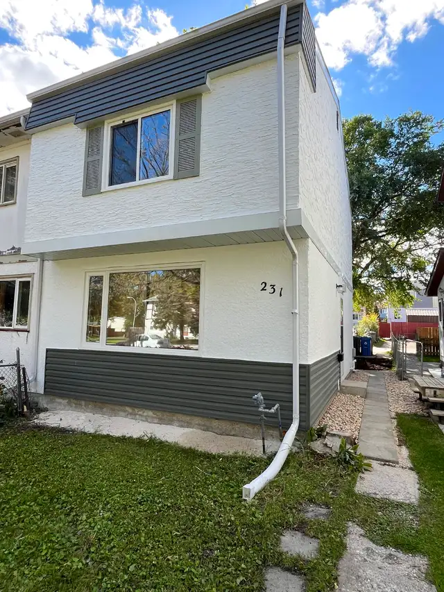 3 Bedroom Townhouse - St. Norbert (close to U of M)