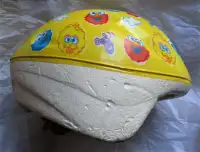 Sesame Street Bike Helmet/Pinchguard for Toddler, L.7" x W.5.5"