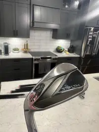 Taylormade Stealth Irons NEW 2023 LH left handed