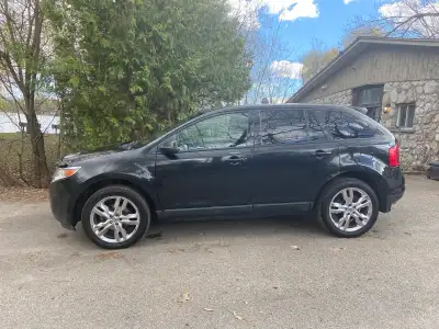 Partager svp !!! À vendre 2013 Ford Edge Automatique AWD 191 523 km Tout équipé Int cuir A/C fonctio...