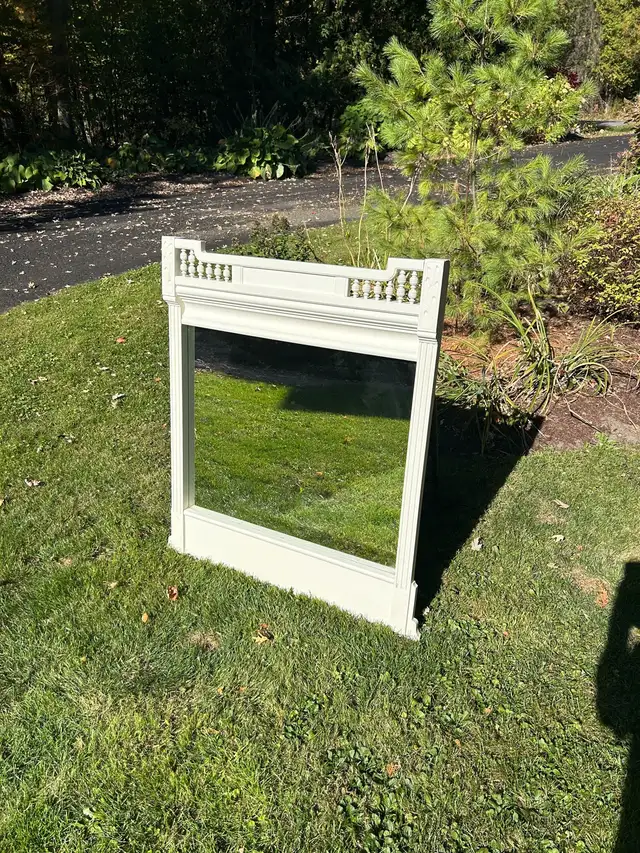 Vintage Mirror-PRICE DROP in Home Décor & Accents in Ottawa - Image 2