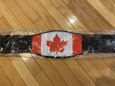 Get ready to lift with Canadian pride with this brand new DMoose Fitness weight lifting belt, featur...