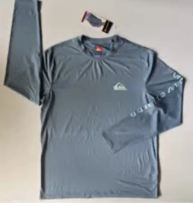 Brand New Quicksilver Winter Ski Long Sleeve Top Shirt in Men's in Calgary - Image 4