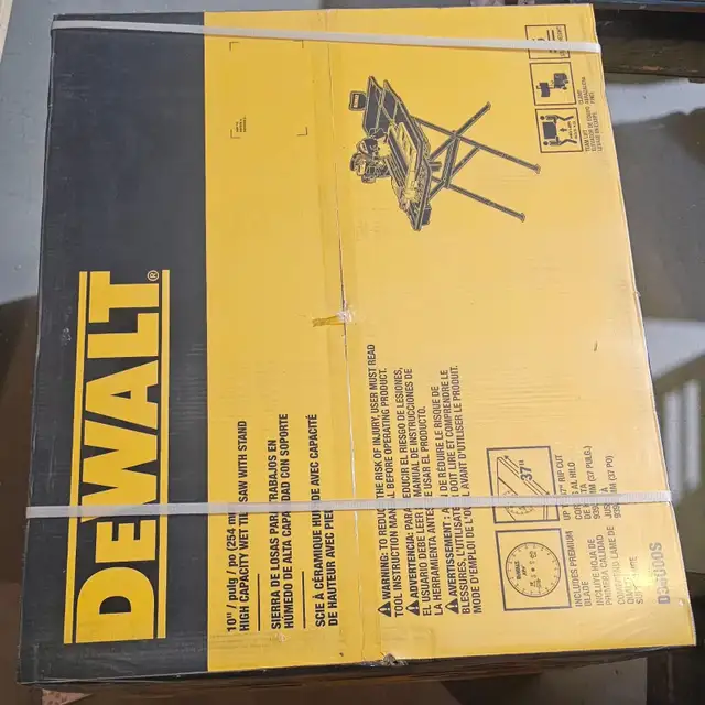 BRAND NEW BOXED DEWALT10” High Capacity Wet Tile Saw With Stand in Power Tools in Oakville / Halton Region - Image 5