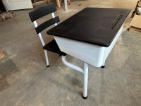 Near Acheson - Solid Child desk