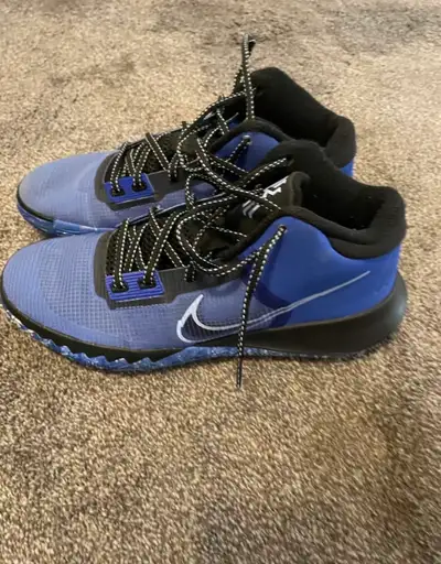 Nike Kyrie Flytrap 4 Racer Blue. Size 8.5. Only worn a couple of times. In great condition