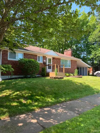 AVAILABLE AUG 1: Room for Rent near Moncton Hospital