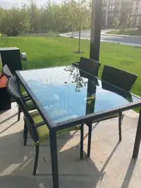 Ensemble de table de patio