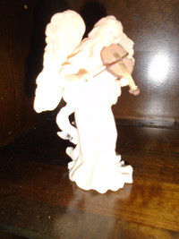 NEW Angel Figurine - 5 Inch Playing Violin $18.