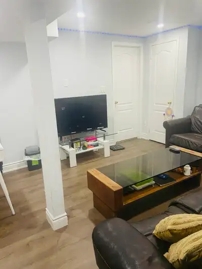 “Professionals preferred” Approved one bedroom basement near Brampton Civic Hospital Bedrooms have b...