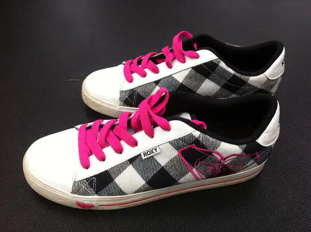 Soulier pour Fille original ROXY grandeur 10 in Women's - Shoes in Laval / North Shore - Image 4