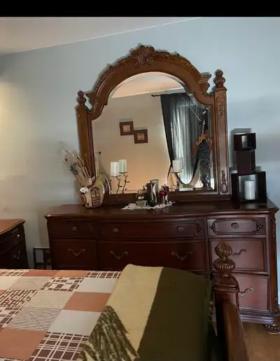 Set de chambre a coucher, View more
