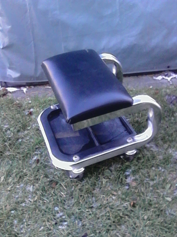 Mechanic rolling seat ))REDUCED(( in Other in Ottawa - Image 2