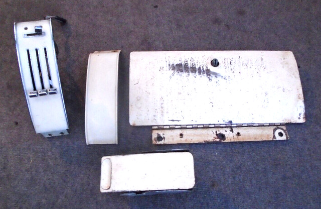 1967 Mercury Cougar Heater Control C7WA 18A668 Glovebox Ashtray in Other Parts & Accessories in St. Catharines
