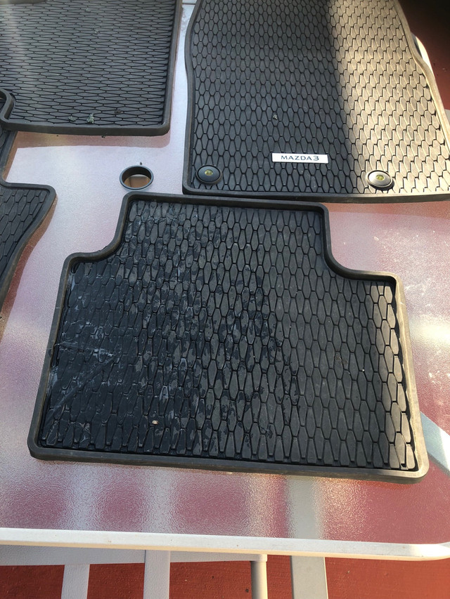 MAZDA 3 CAR MATS in Other in Mississauga / Peel Region - Image 4