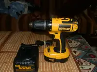 DeWalt DC720 18V Cordless 1/2" Drill Driver Tool Only Tested Wor