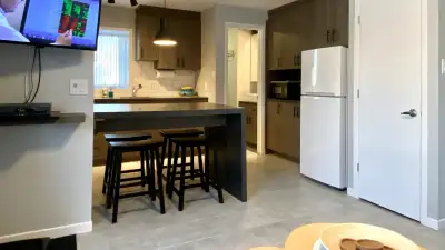 3 ½ tout inclus à Arvida, Saguenay Idéal our une personne Location au mois, minimum 3 mois Disponibl...