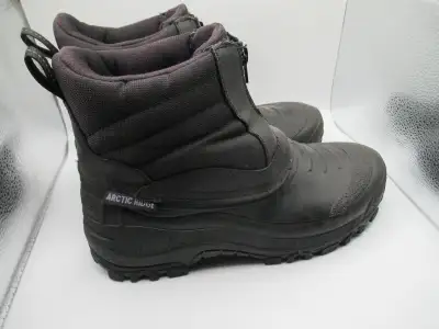 Size 9 men's boot, View more