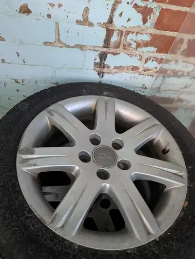 16-inch Audi wheels in 205/55R16. Tire fini