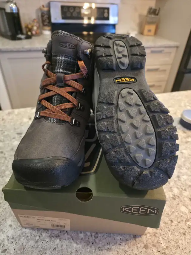 Bottes d'hiver NEUVES femme in Women's - Shoes in Laval / North Shore - Image 3