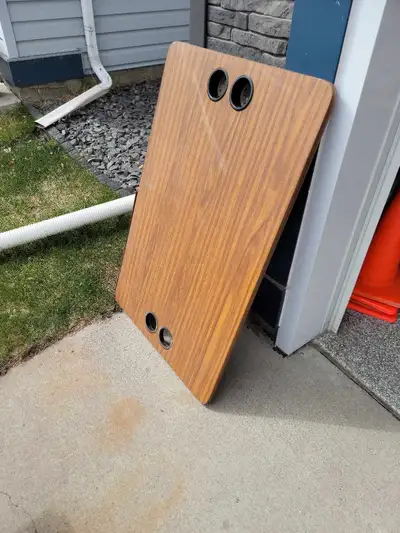 RV Table 26" x 40" as pictured. From older RV, but still serviceable. Pick up in Mckenzie area SE Ca...