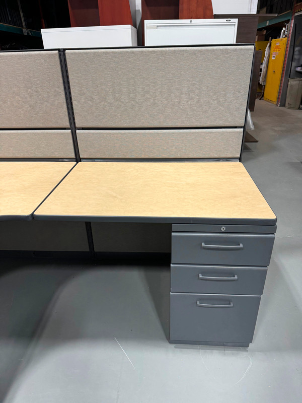 Refurbished Cubicles for SALE!  WHY BUY NEW!ANY SIZE/COLOUR $699 in Desks in City of Toronto - Image 2