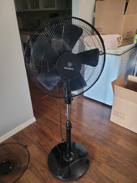 2 16" Adjustable Oscillating fan