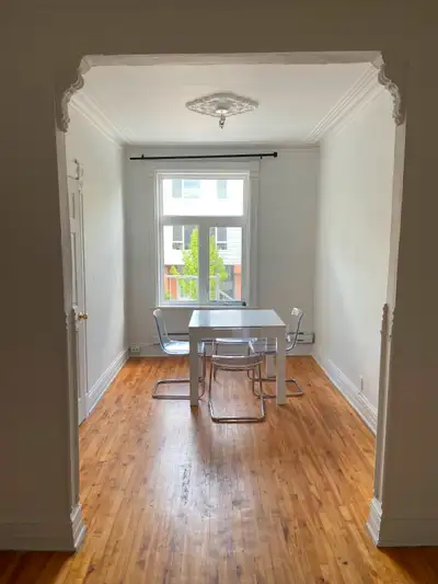 Charmant logement près du marché Jean-Talon et du métro!